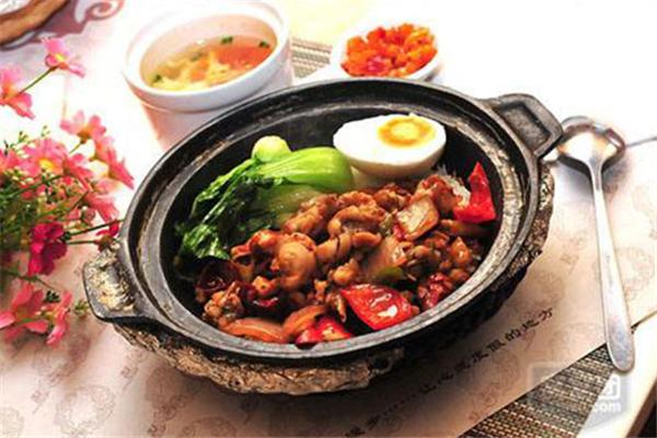 煲仔范煲仔饭加盟