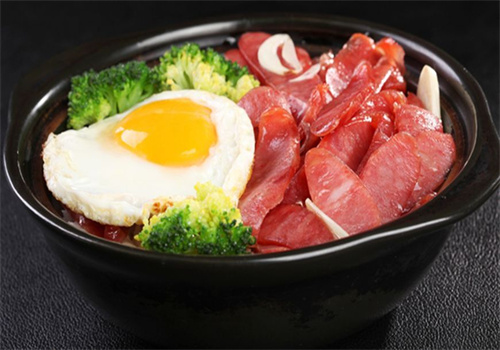 名厨煲仔饭