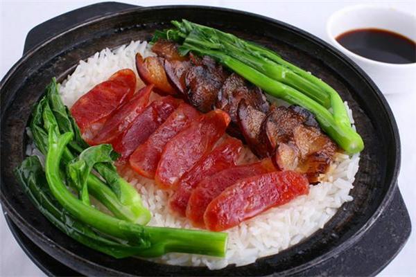 小滋味川式煲仔饭加盟