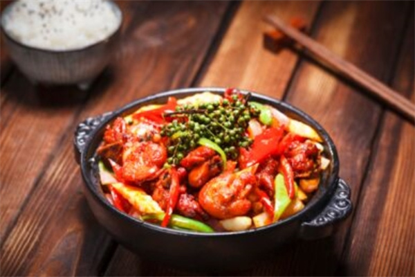 槑头槑脑煲仔饭