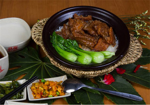 严记煲仔饭