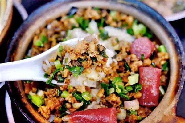 张禄记煲仔饭加盟