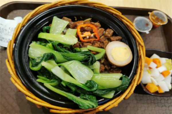 岩石港式煲仔饭加盟