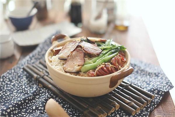 乐宇煲仔饭加盟