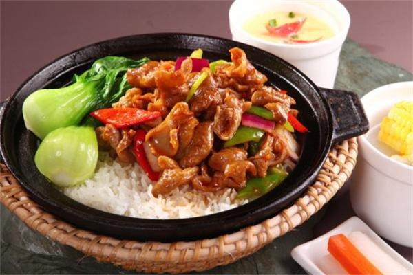 品湘苑煲仔饭