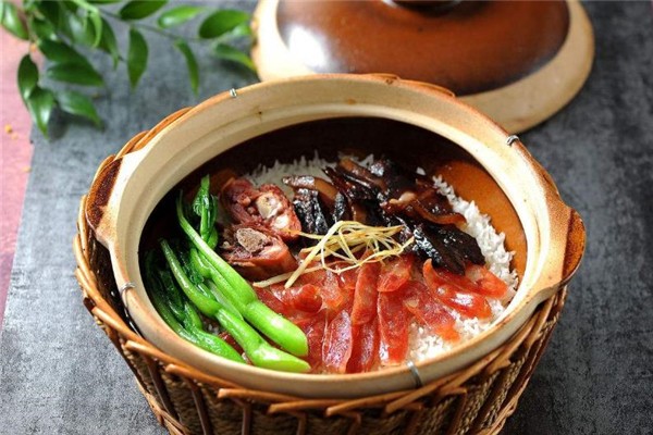 熊妈妈煲仔饭加盟