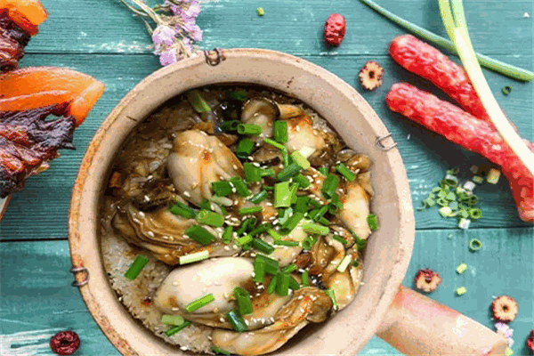 小馋猫煲仔饭加盟