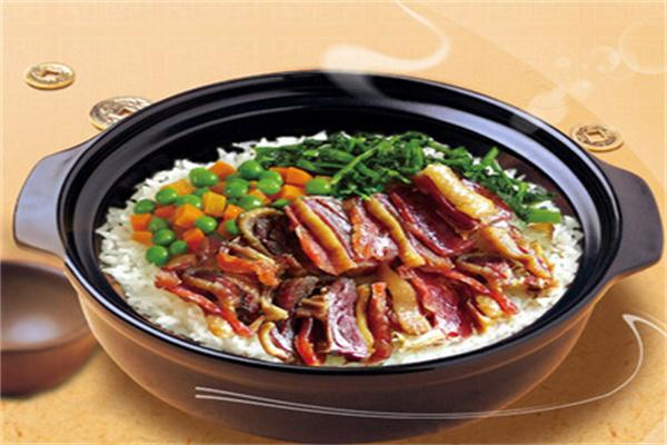 盒囧煲仔饭