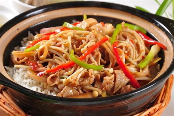 伍品源煲仔饭加盟