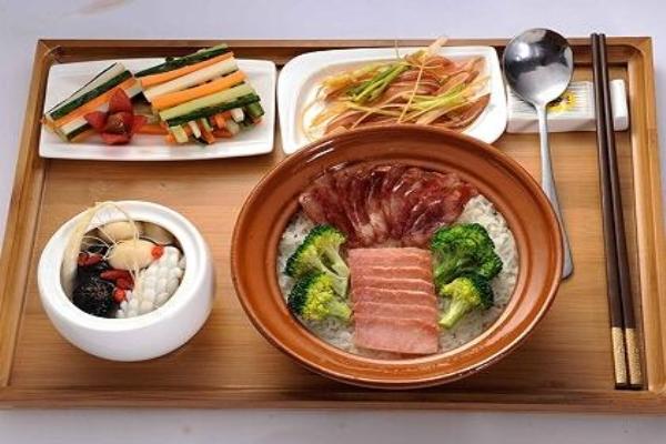晓菲煲仔饭加盟