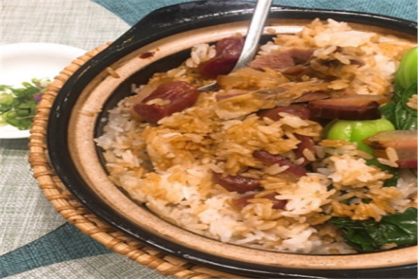 虾煲饭煲仔饭