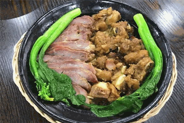 农家庄煲仔饭加盟
