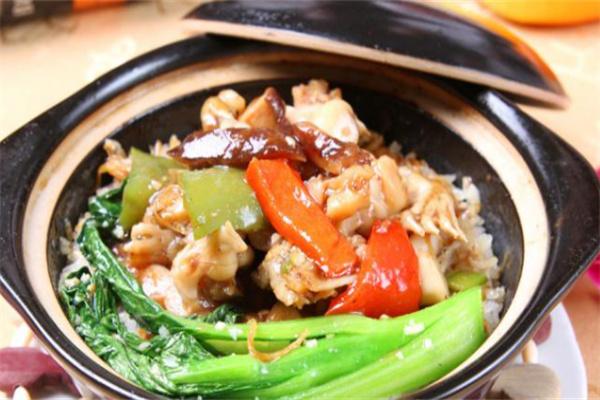 青禾丰穗煲仔饭加盟