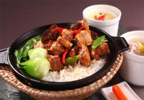 粉霸王煲仔饭