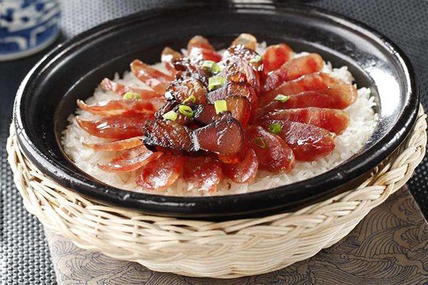 星悦号煲仔饭加盟