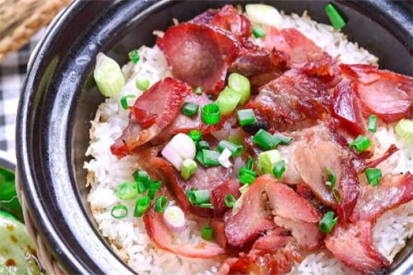杨记煲仔饭加盟