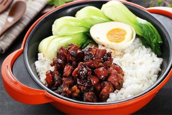 小微特色煲仔饭加盟