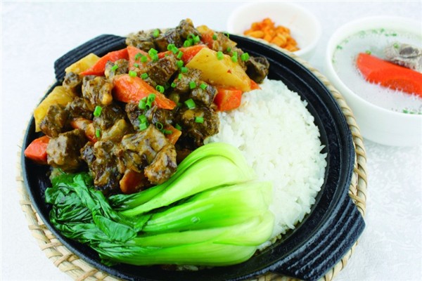 星悦号煲仔饭加盟