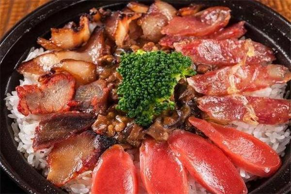 德仔恩卿煲仔饭加盟