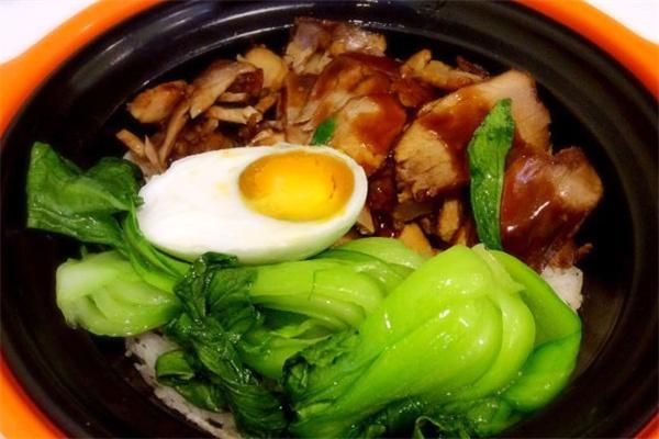 潮大师卤肉煲仔饭