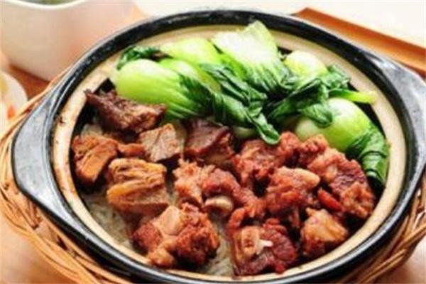 为食轩煲仔饭加盟