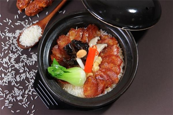 一箸间明炉煲仔饭加盟