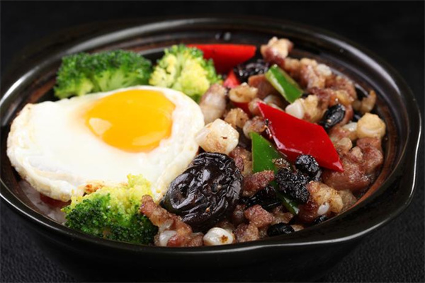 美港煲仔饭加盟