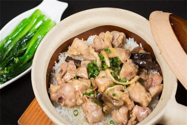 青禾一品煲仔饭加盟