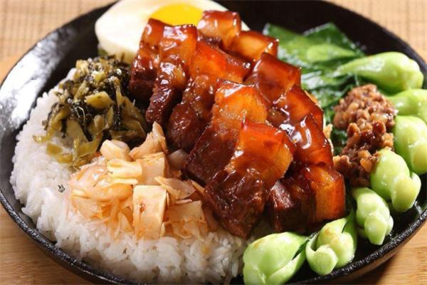 潮大师卤肉煲仔饭加盟