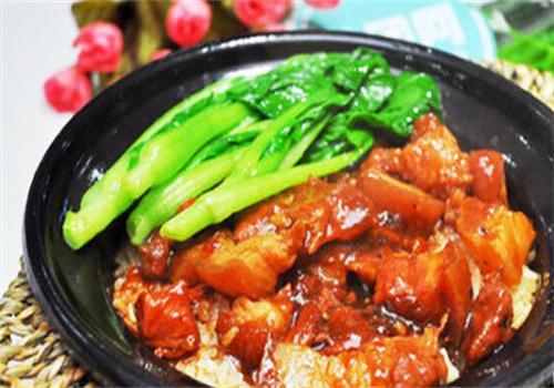 越吃粤湘煲仔饭