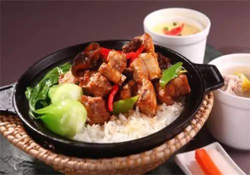 旺旺煲仔饭