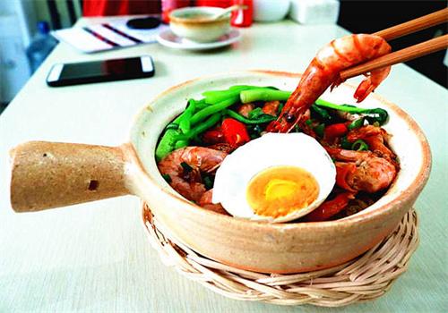 农家鲜米煲仔饭