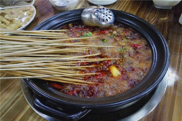西航串串香加盟