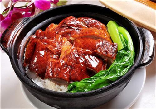 越吃粤湘煲仔饭