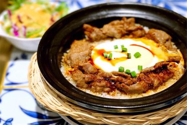 星之岛煲仔饭加盟