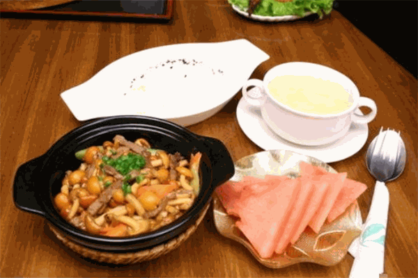 中森明菜煲仔饭加盟
