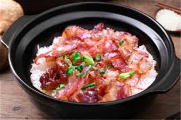 鼎哥煲仔饭加盟