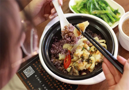 乡里香煲仔饭