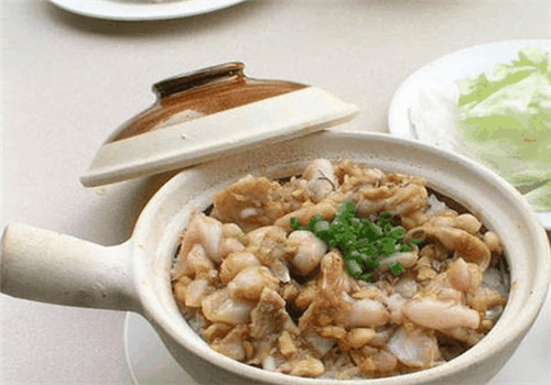 一斗米煲仔饭加盟