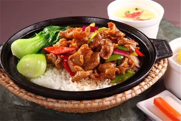 小胖煲仔饭加盟