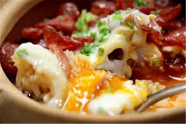 鑫鸿煲仔饭加盟