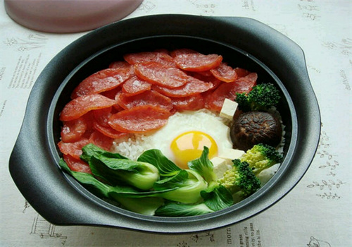 77煲仔饭
