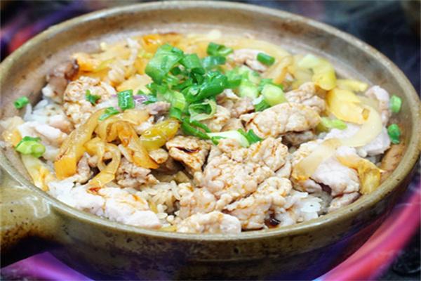 誉满煲仔饭加盟