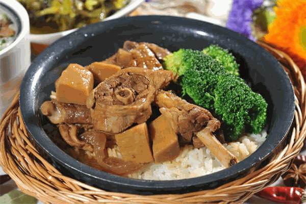 小煲王煲仔饭加盟