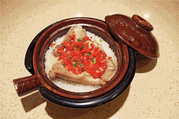 喵味族煲仔饭加盟