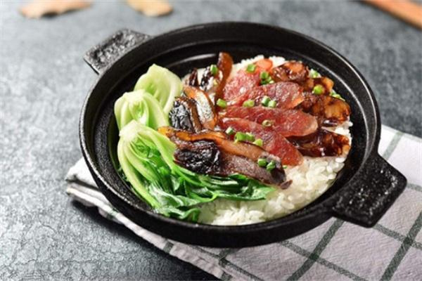 乐味滋煲仔饭加盟