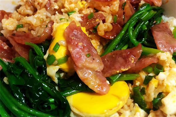小小圆圆煲仔饭