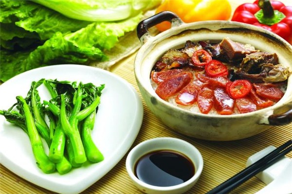 好记煲仔饭加盟