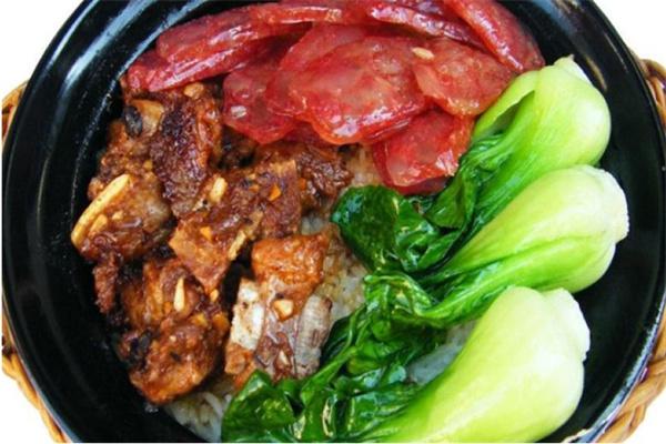 圣托煲仔饭