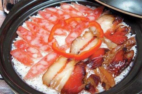 食慧煲仔饭
